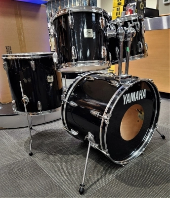 Yamaha DP Series 4 PC w/Kick Pedal