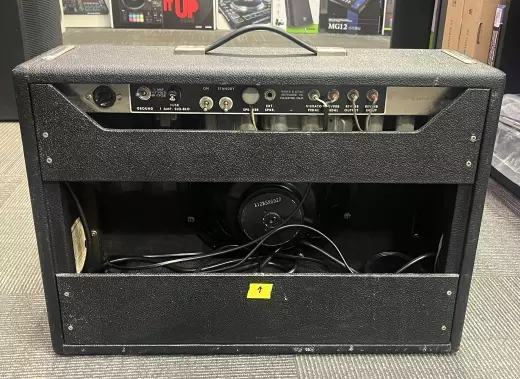1964 Fender Deluxe Reverb (VINTAGE) 2