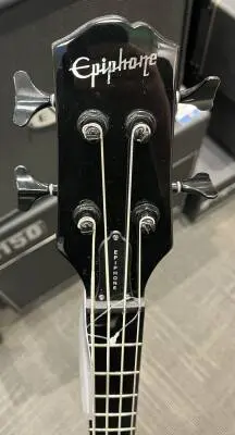 EPIPHONE GOTH XTREME BASS 2