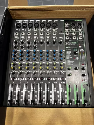 Mackie - PROFX12 V3