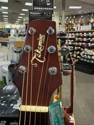 Takamine G330S 2