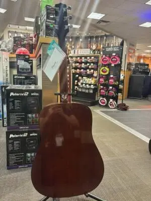 Takamine G330S 2