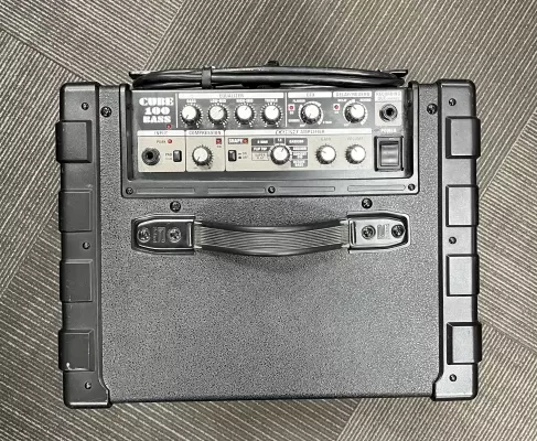 ROLAND BASS CUBE 100 COMBO 2