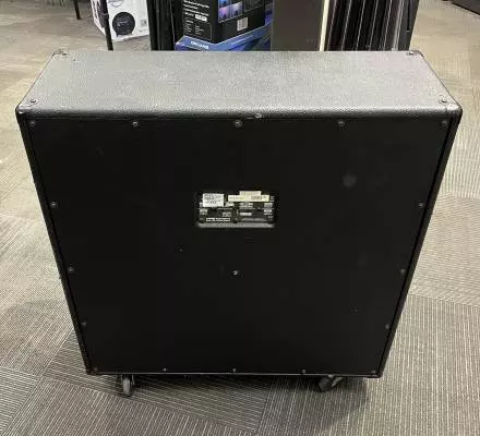 Traynor - YCS412A2 4x12 GUITAR CAB 2