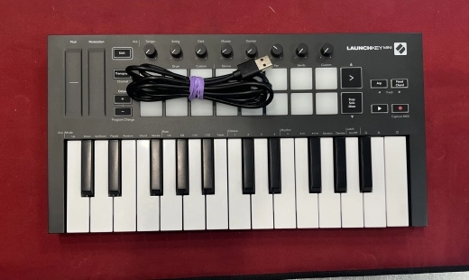 Novation - LAUNCHKEY MINI3