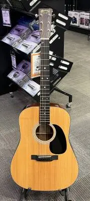 Martin Guitars - D-12E