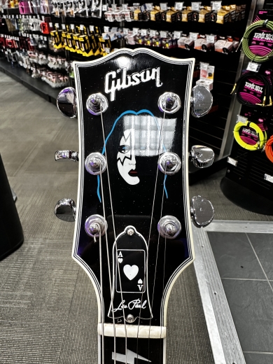 GIBSON LES PAUL ACE FREHLEY MODEL W/CASE 2
