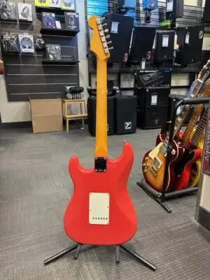 Fender - 011-0250-840 2