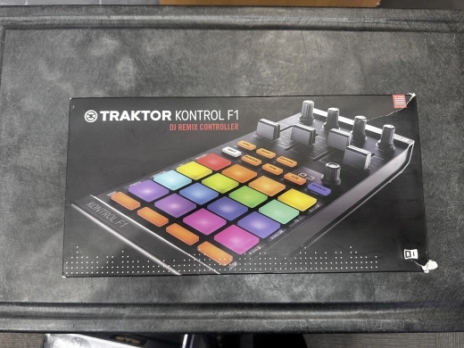 Native Instruments - TRAKTOR KONT F1