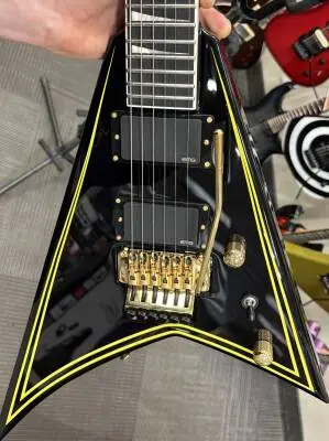 Jackson Guitars - MJ Series Rhoads RR24MG 2