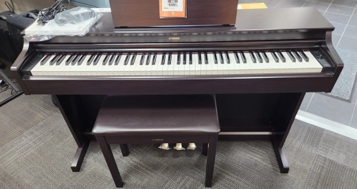 Yamaha - YDP163 R 2