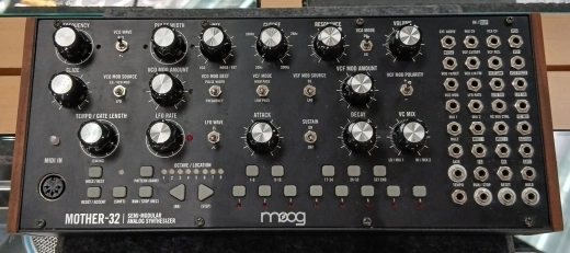 Moog - MOTHER-32