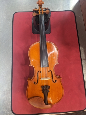 1/2 size student violin 3