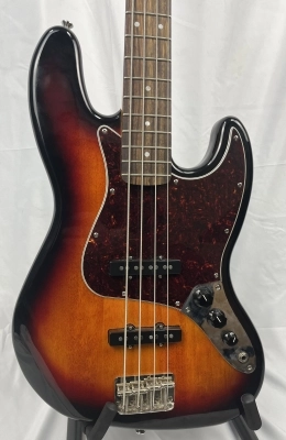 SQUIER CLASSIC VIBE 60S JAZZ BASS 3