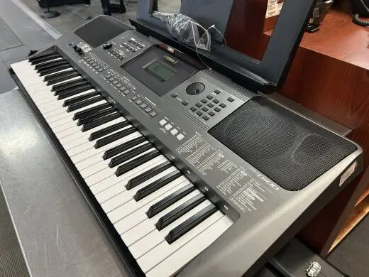 Yamaha - PSRI500 2
