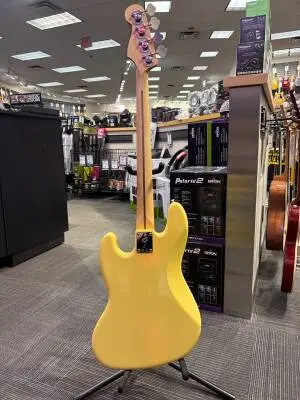 Fender Player J-Bass MPL Buttercream 2