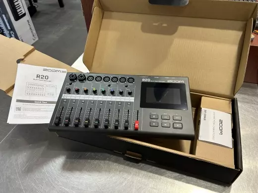 Zoom - R20 ZOOM 2
