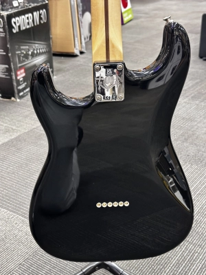 Store Special Product - Fender Limited Edition Tom Delonge Stratocaster Electric Guitar, Rosewood Fingerboard - Black - 014-8020-306