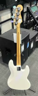 Fender - Player JAZZ BASS LEFT HANDED 2