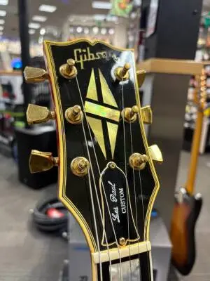 1982 Gibson Les Paul Custom Cherry Sunburst 2