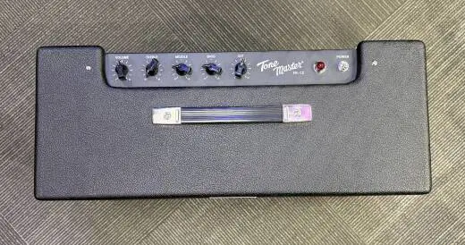 Fender - TONEMASTER FR-12 POWERED SPEAKER 2
