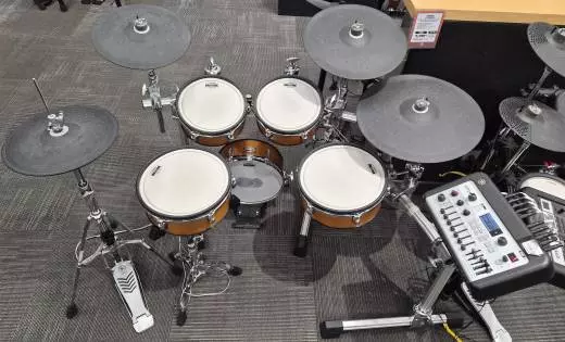 Yamaha DTX10 Birch TCS E-Kit in Real Wood 2