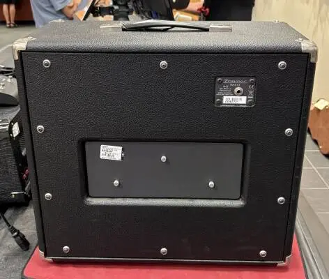 Traynor - DHX12 1X12 GUITAR CABINET 2
