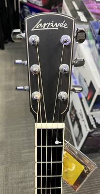 Store Special Product - Larrivee - LV-09E