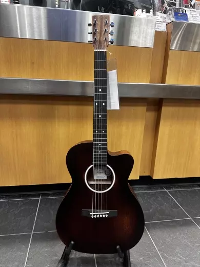 Martin Guitars - 000JR-10E SM