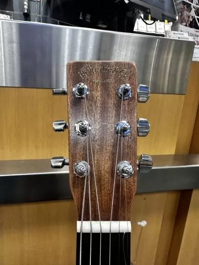 Martin Guitars - 000JR-10E SM 3