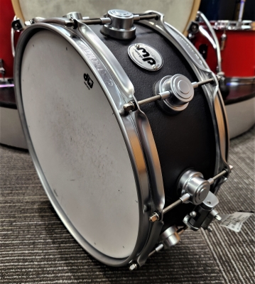 DW Aluminum 5.5x14 Snare Drum -Black Powder