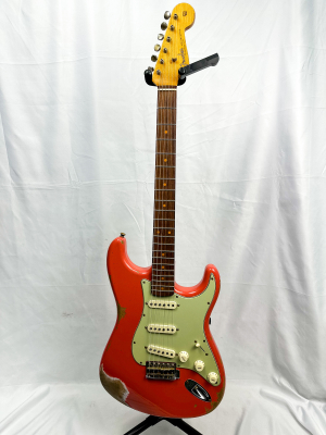 Fender Custom Shop 1959 Stratocaster Heavy Relic with Case - Faded Aged Tahitian Coral - 923-5000-820 3