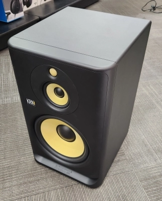 KRK - RP10-3G4 2