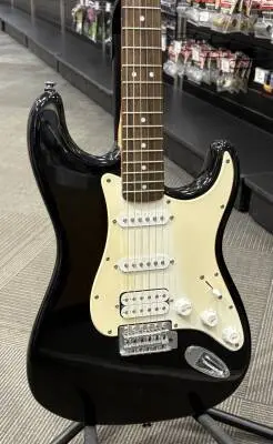 SQUIER HSS AFFINITY STRAT 2