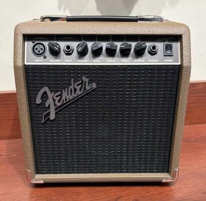 Fender - ACOUSTASONIC 15
