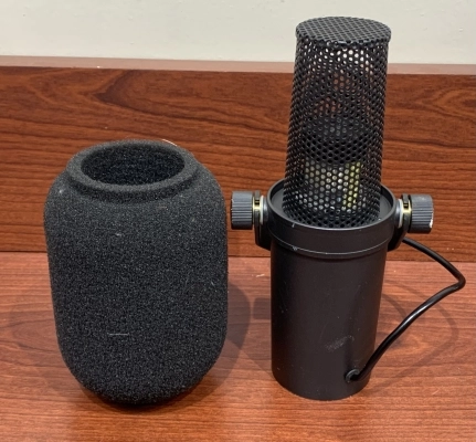 Shure - SM7B 3