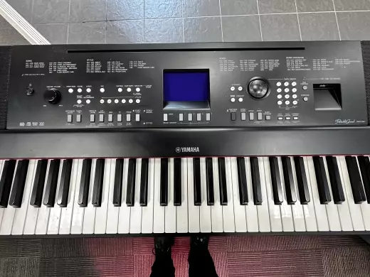 Yamaha - DGX650 B 2
