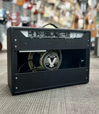 Store Special Product - Fender - 68 CUSTOM DELUXE REVERB