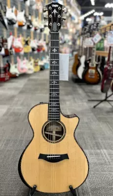Taylor Guitars - 912CE Grand Concert Acoustic-Electric with V-Class Bracing, Radius Armrest