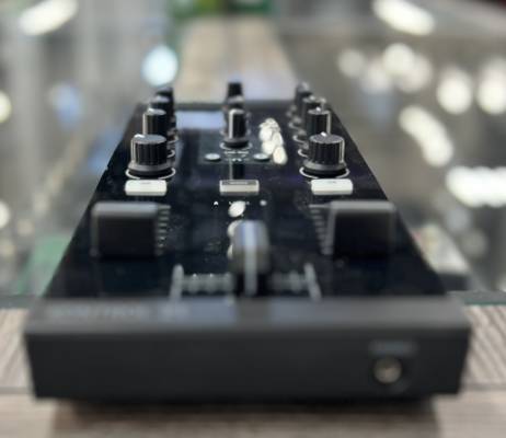 Store Special Product - Native Instruments - TRAKTOR KONTROL Z1