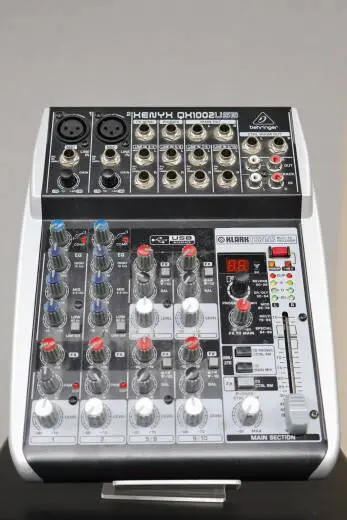Behringer - QX1002USB