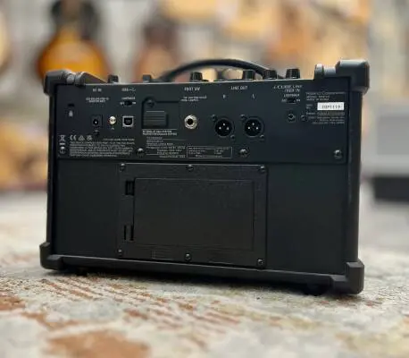 BOSS - BATTERY STEREO BASS AMP 2