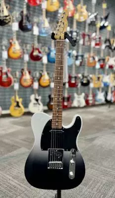 Fender - Player Plus Telecaster