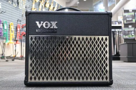 VOX - MODELING COMBO AMP, 15W, 8