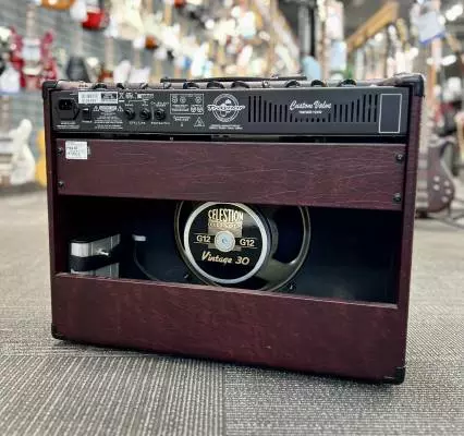 Traynor - Custom Valve 40 Watt All-Tube 1x12 Guitar Combo Amp - Wine Red 2