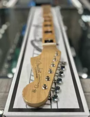 FENDER JAZZMASTER NECK W/BLOCK RSTD M 2