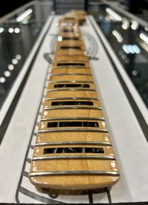 FENDER JAZZMASTER NECK W/BLOCK RSTD M 2