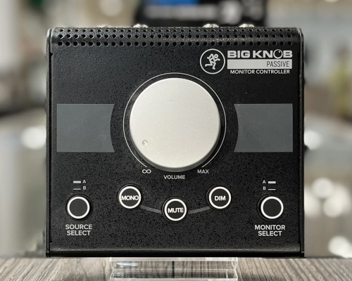 Mackie - Big Knob Passive