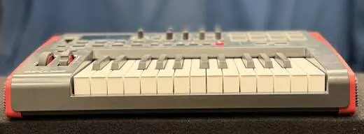 Novation - IMPULSE25 2