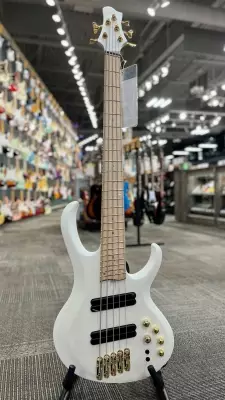 Ibanez - BTB 5-String Multi-Scale (Pearl White Matte)